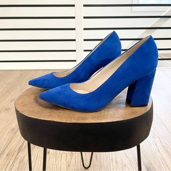 6.5 NWT Nine West faux velvet blue pointed toe block heels - Picture 6 of 10